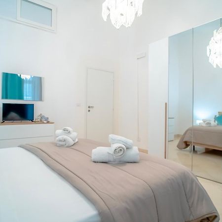 Апартаменти Dimora Dante 310 Барі Екстер'єр фото
